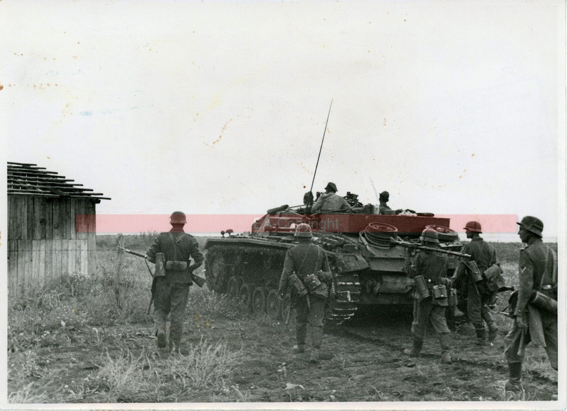 Russland StuG Sturmgeschütz Sturmartillerie Panz