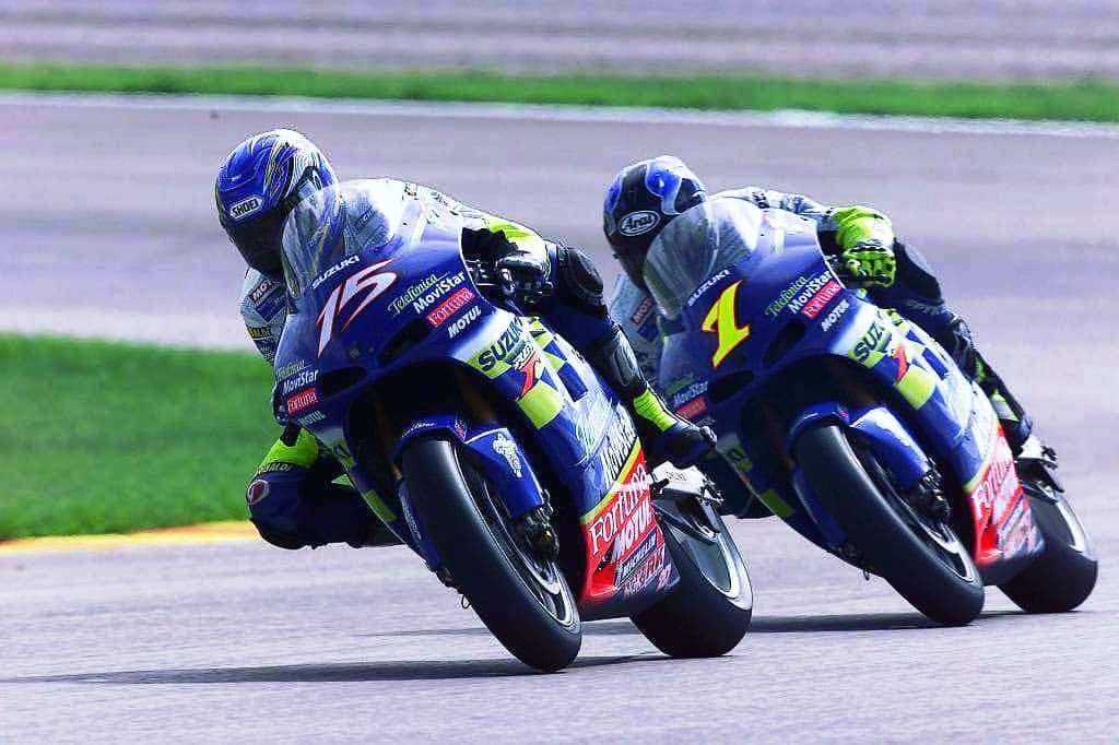 2001-valencia-gp500-sete-gibernau-kenny-