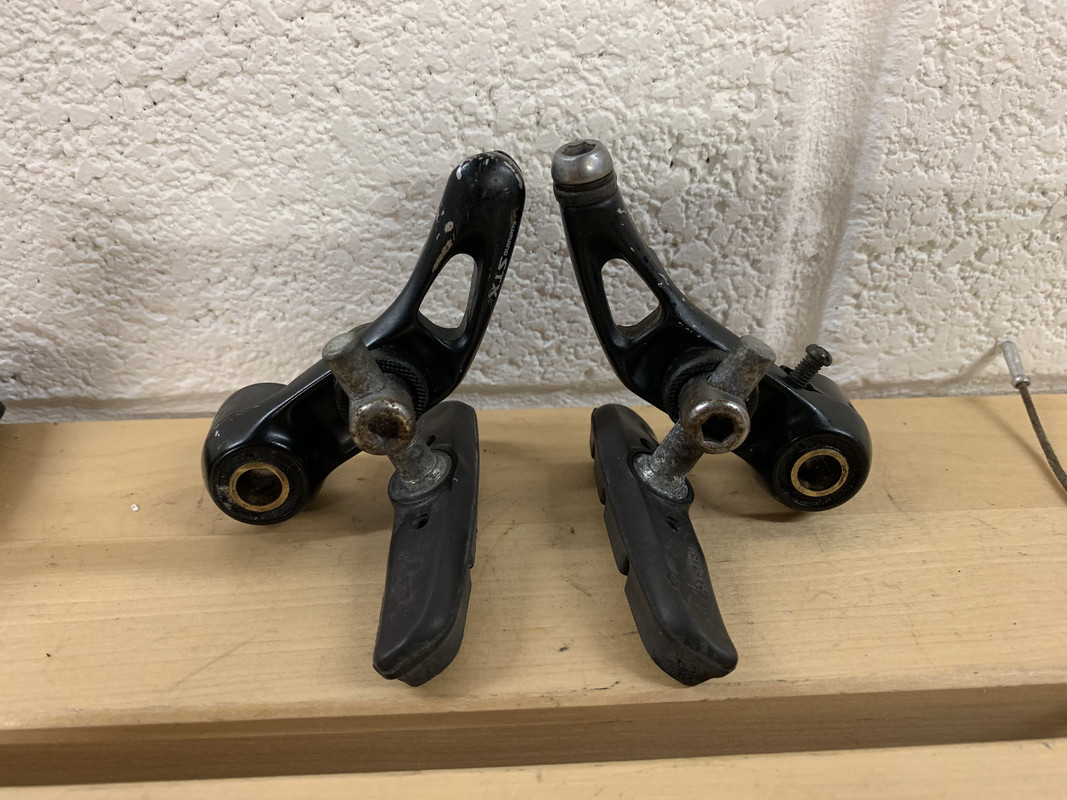 F40AB556-EFDA-413C-A781-7A972225B7FD