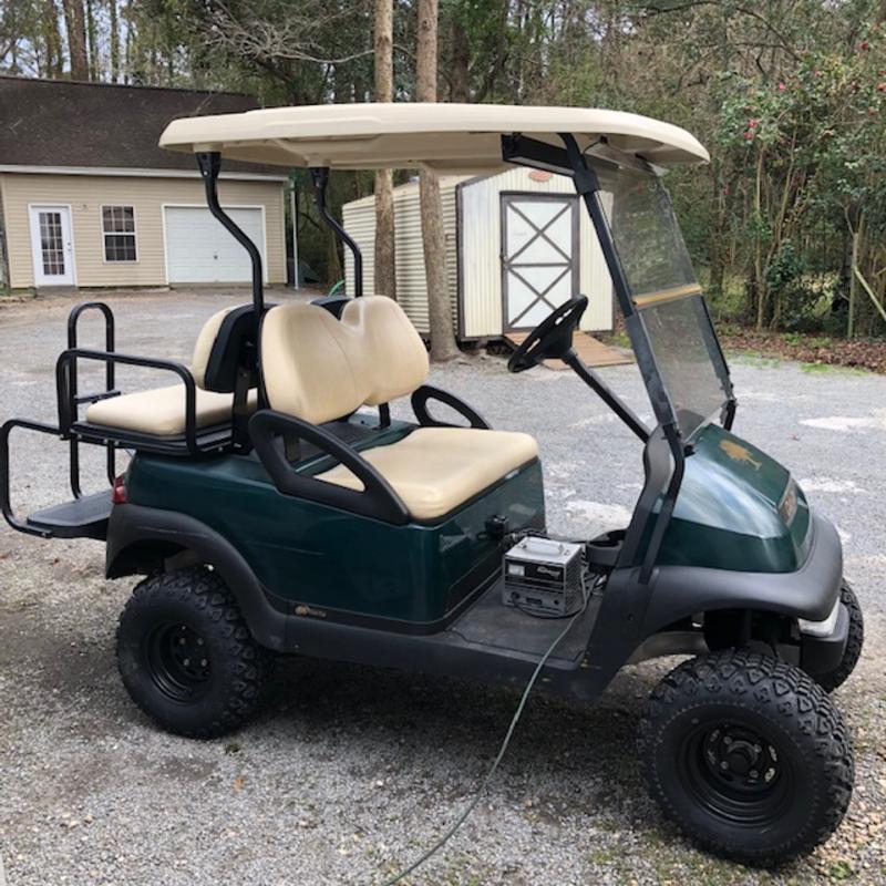 2006 Club Car Precedent 48v IQ voltage meter on/off with key?