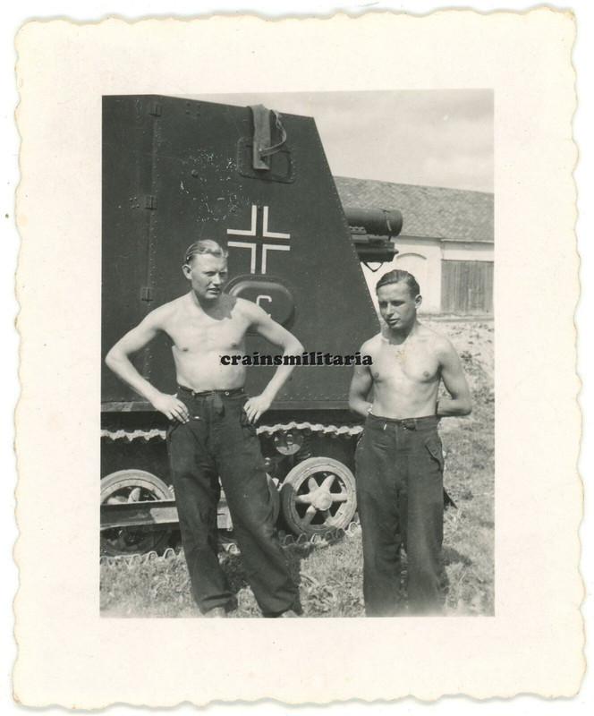 Orig. Foto 9.PD Sturmpanzer I Bison der s.IG.Komp.701 in Frankreich Holland 1940 (1)