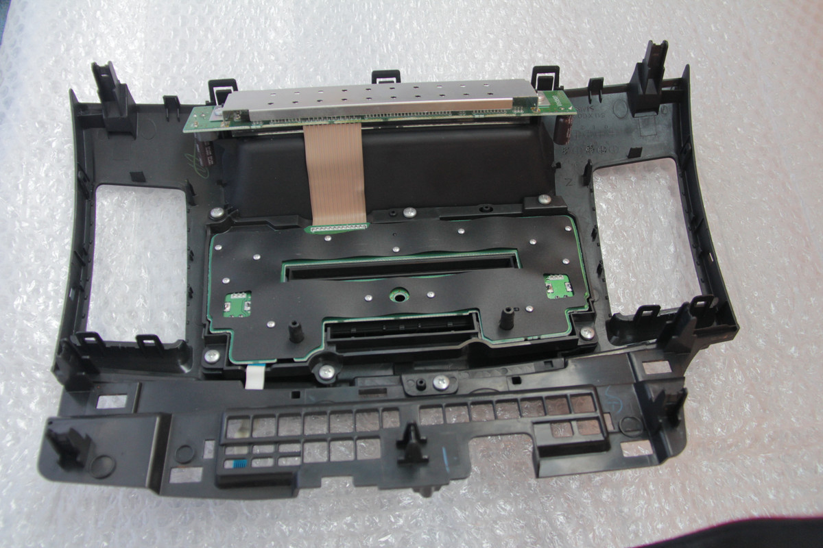 Панель штатной магнитолы (1)