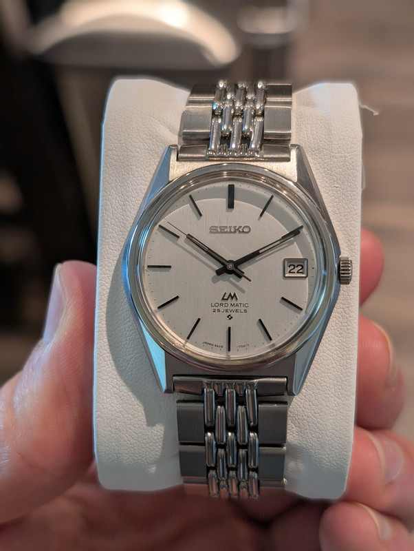 PXL 20260423 215136450 PORTRAIT