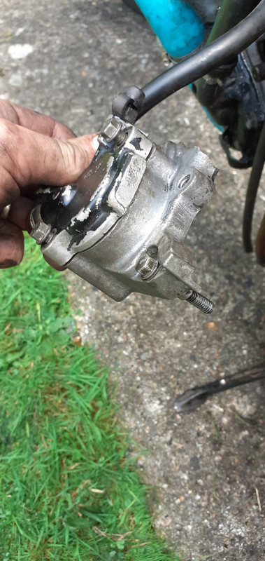 8830DDCF-DEF4-4105-9435-EFBAFB34308A