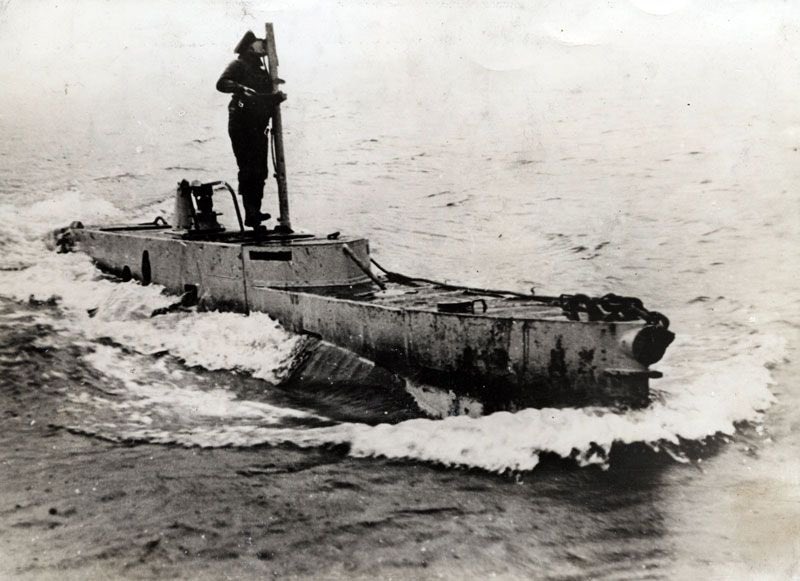 FHbz-NZ4-Xs-AEkor.jpg