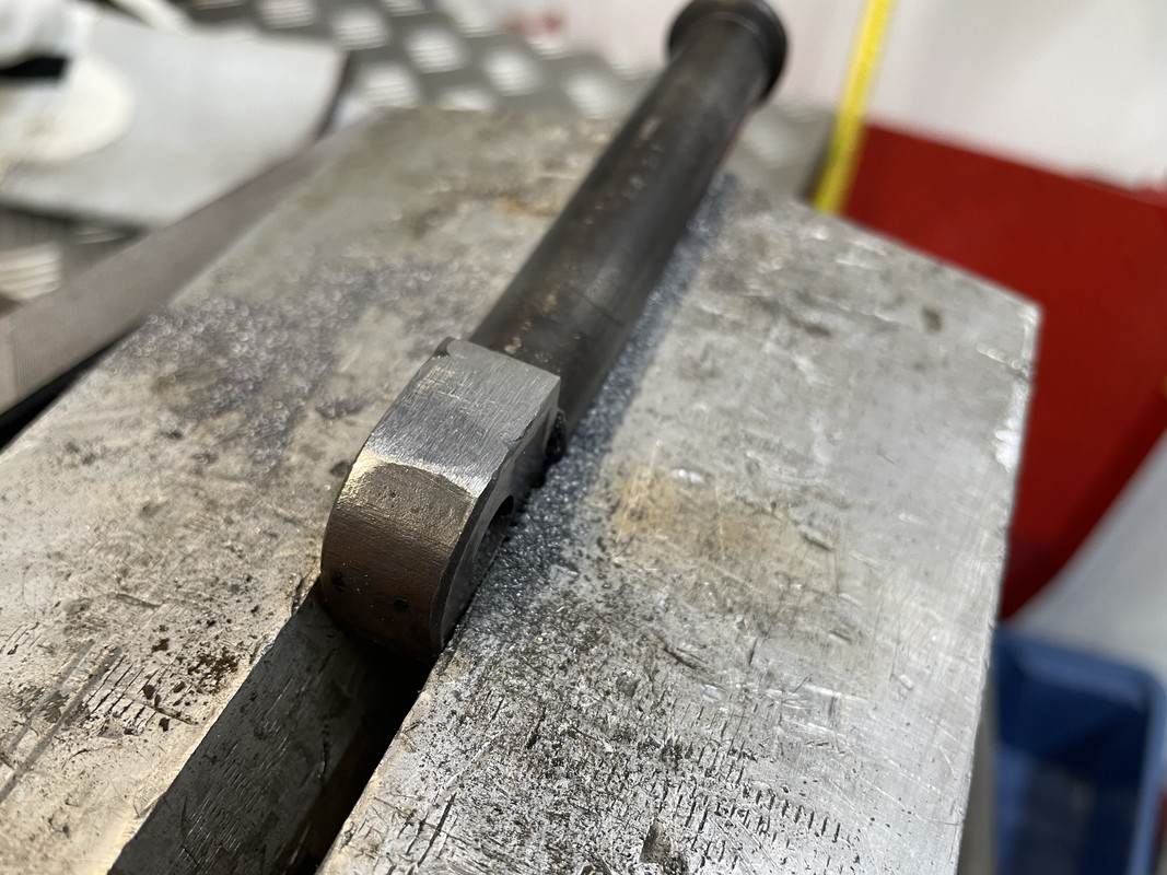 A2946B97-ACA1-4303-8AE3-3086EC0D51AA