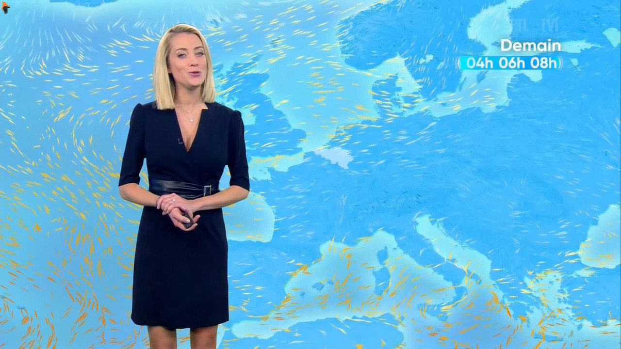 Emilie Dupuis 131021.mp4_snapshot_00.32_[2021.10.13_16.54.09]