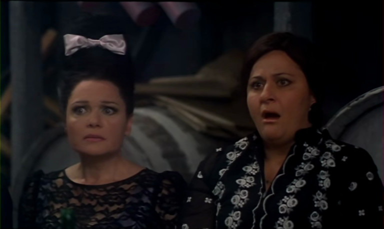 Crying... Silicon Tears (2001) 2