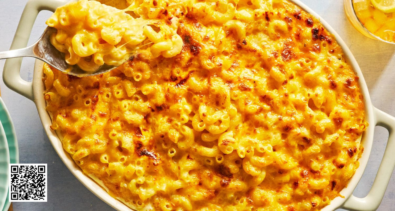 The Best Cheeses to Use for Dutch Oven Mac and Cheese
