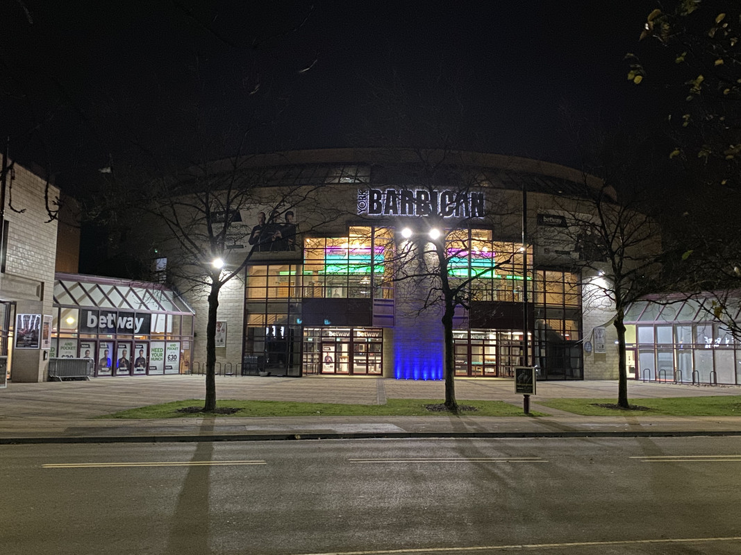 1E3E8321-94CA-4279-9C10-BD9509D37CD8