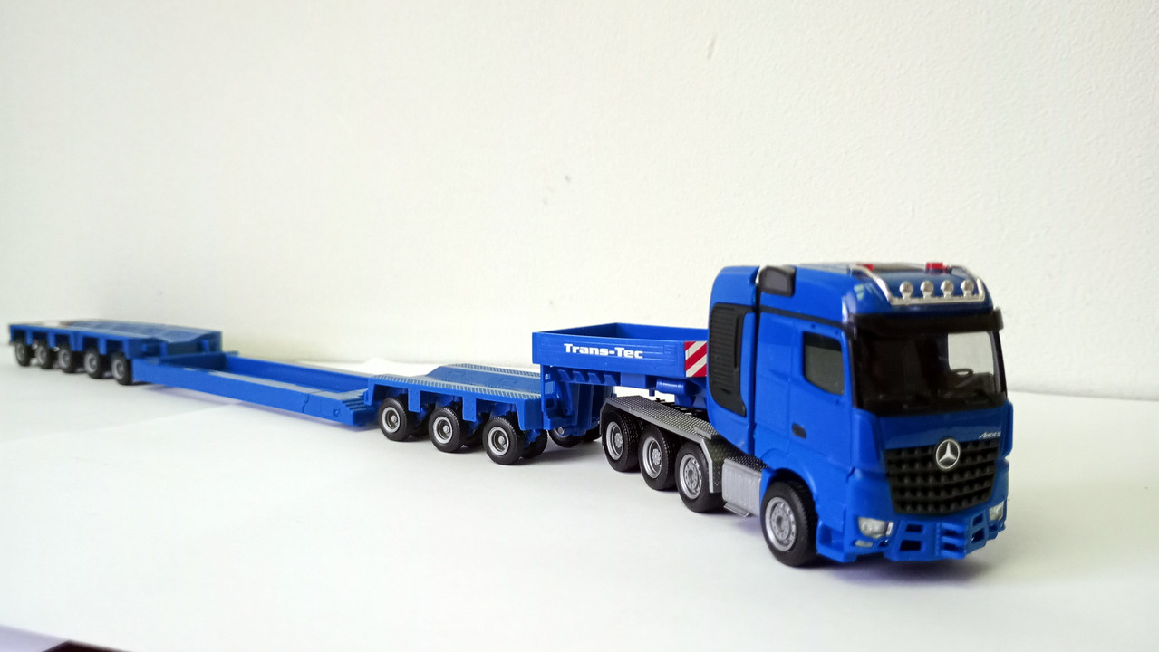 Mach (3526)