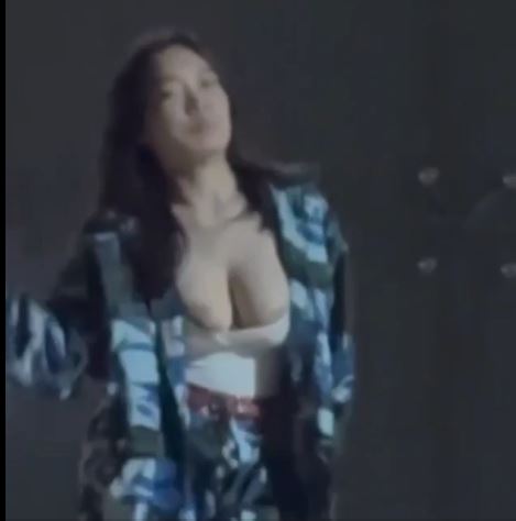 Pretty Girl in Show Big Tits Leak Vidéos