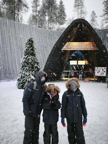Rovaniemi 2025 - Blogs de Finlandia - --DÍA 3 (1 diciembre): Santa Park y Santa Claus Village (2)