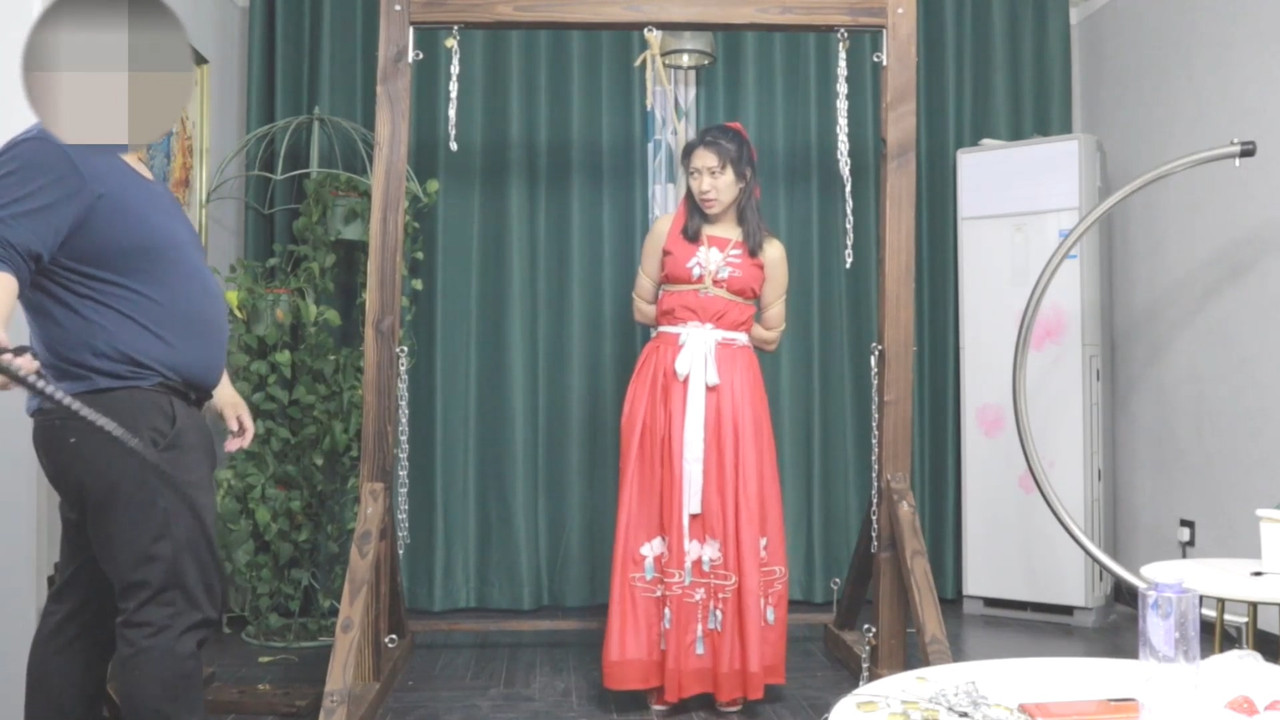 夜未央 花嫁 被调教的新娘 上.mp4_20210711_091925.170