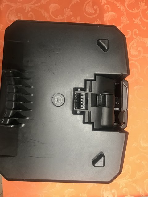 6783B8C7-42E5-4A2B-BADD-1DD96BFC0A4E