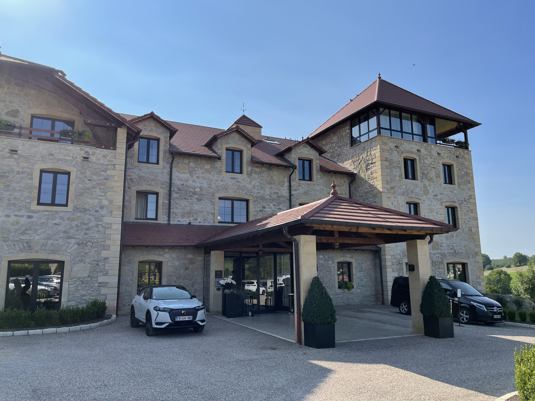 7B56B83B-87C3-4542-86EF-C8065D60ABB4