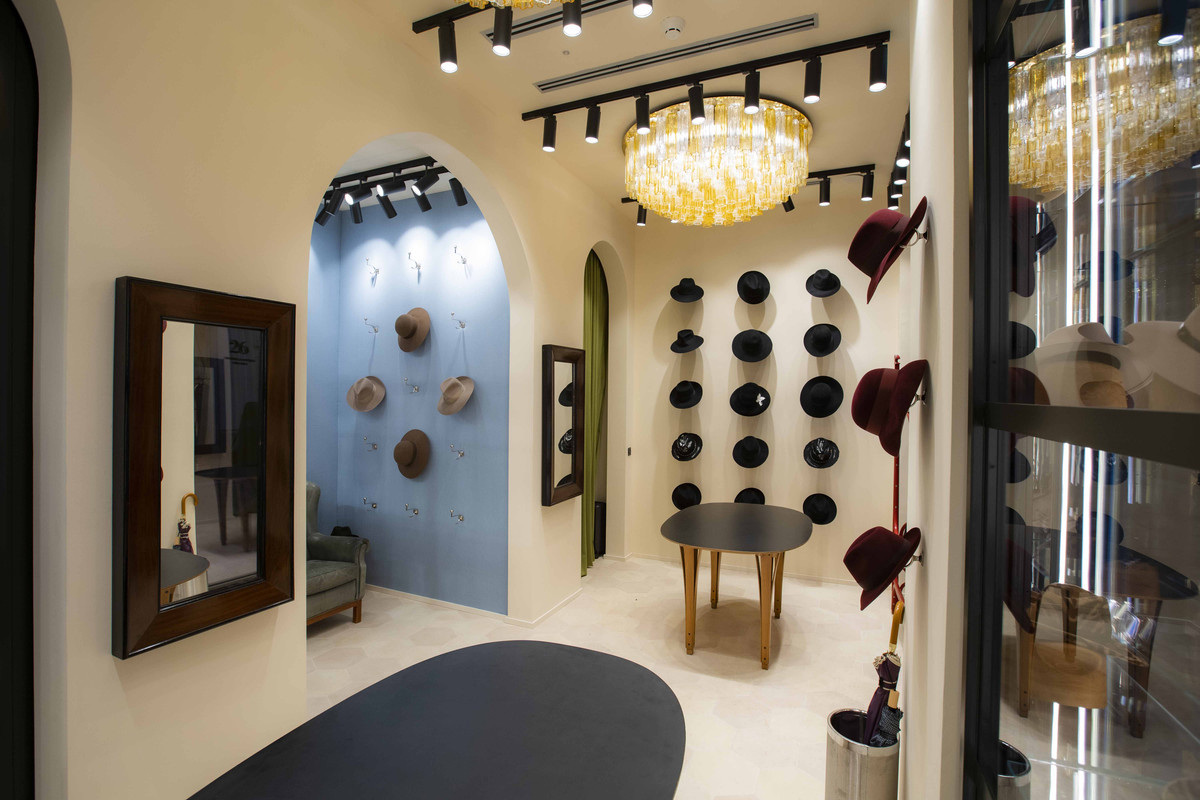 Borsalino, la nuova boutique in Via della Spiga a Milano Borsalino, la nuova boutique in Via della Spiga a Milano