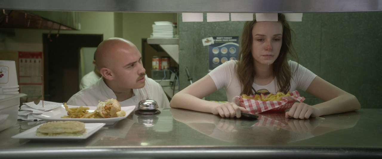 Starry Eyes (2014) (1080p BluRay x265 r00t)-9