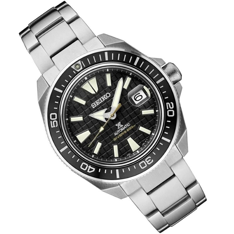 srpe35k1-seiko-king-samurai-gents-automatic-watch-sideways-image