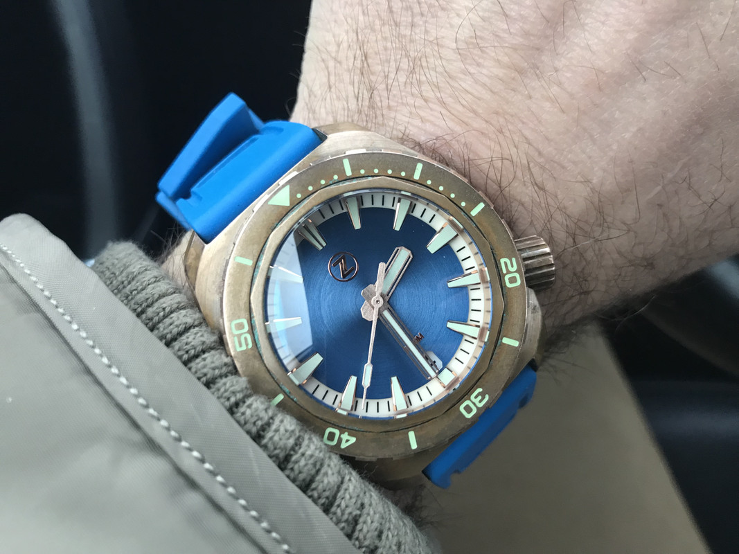 9BF7F8F9-A517-4BB4-9EAC-DCD9983351B1