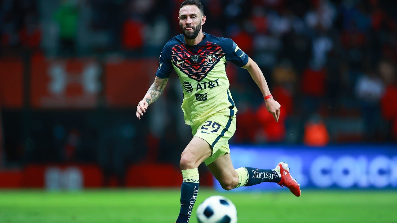 Layún del Club América explotó tras ser expulsado del partido contra San Luis