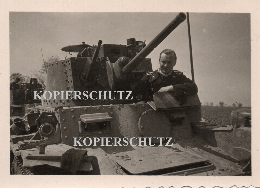 Balkan Serbien Višegrad Panzer Reg.10 Panzermann Tank Sdkfz Panzerwagen