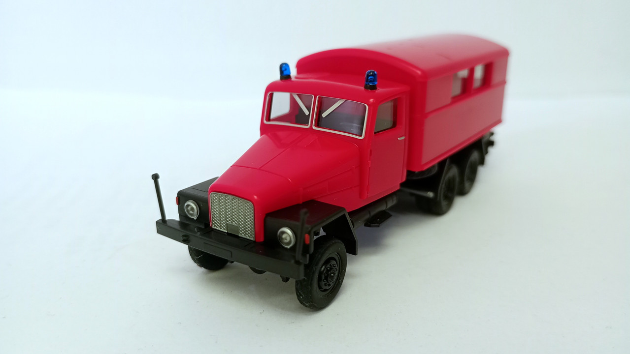 Mach (3872)