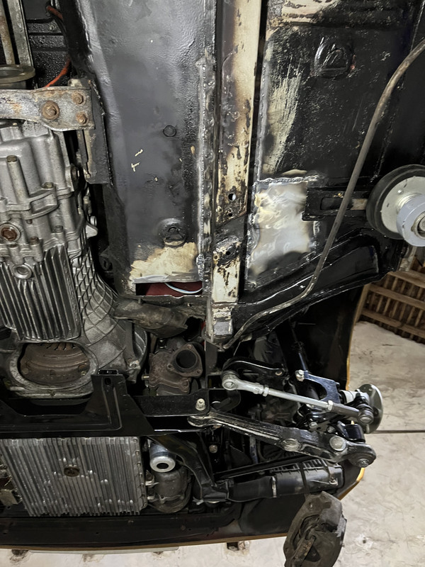 A41BB5AC-0F15-4B11-B51E-E030216F0141