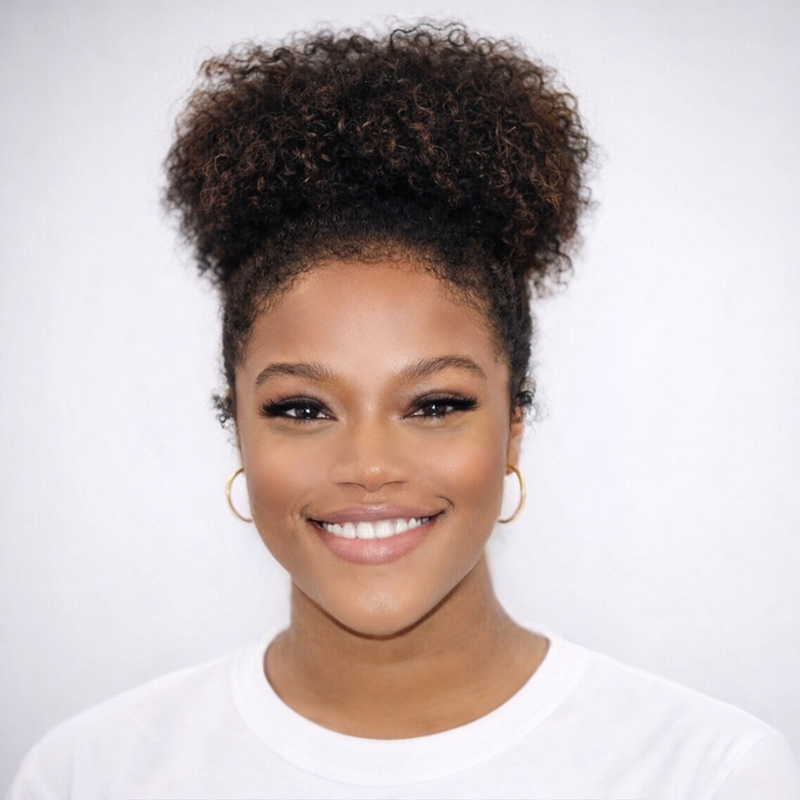 Winnie Thomas headshot