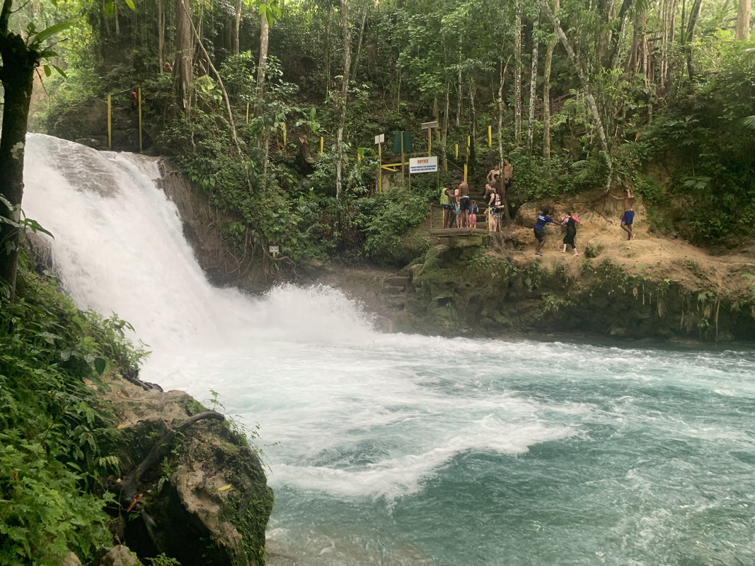 C566C3CF-97E2-4AF9-B460-D095EED96F1A