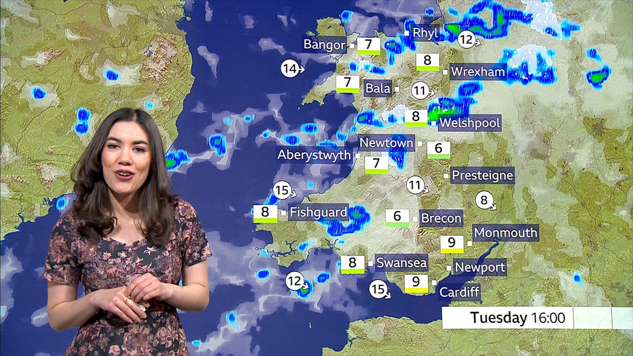03.14 - 06.00.00 - Breakfast. The BBC's Breakfast programme features ....ts_snapshot_28.35.570