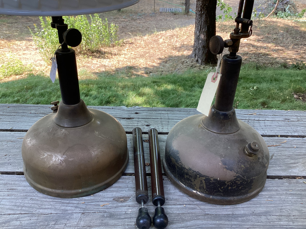 E7343B3D-B9BD-43F5-A8A3-32F8D7A8D13E