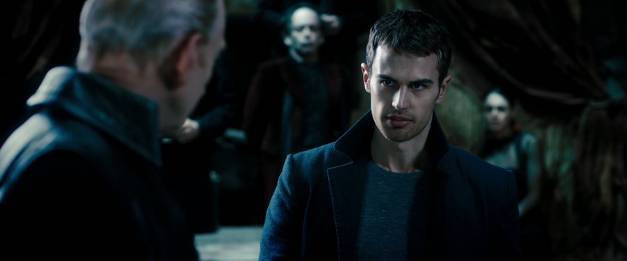Underworld: Awakening 2012 BluRay [Hindi + Tamil + Telugu + English] 480p, 720p, 1080p ESub Screenshot
