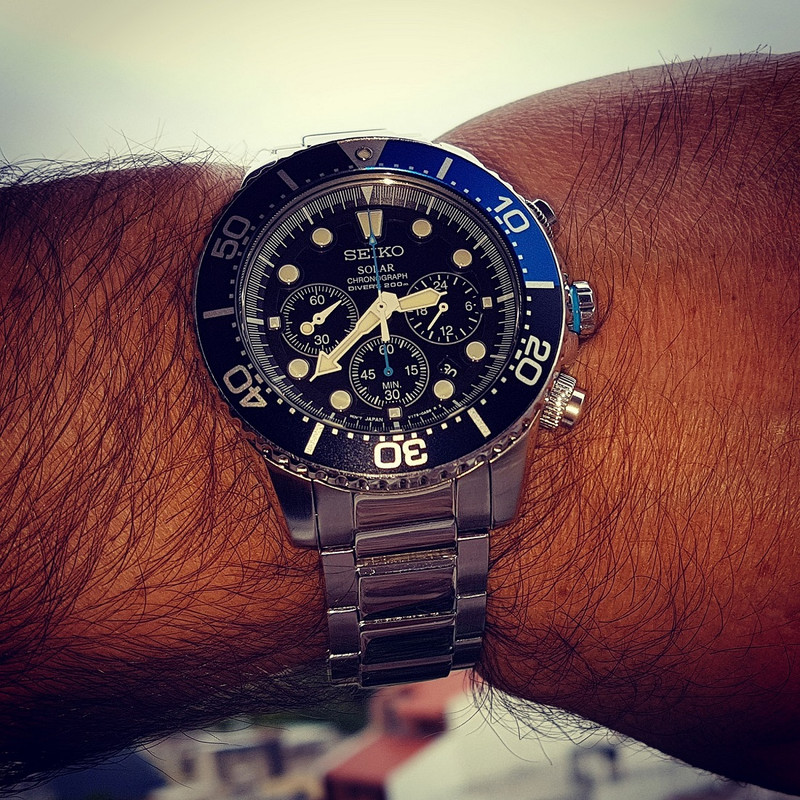 Seiko Solar Daytona Submariner Black  SSC017 200M  (1)