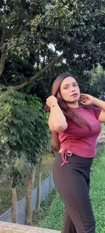 photo 5111663054440565835 y