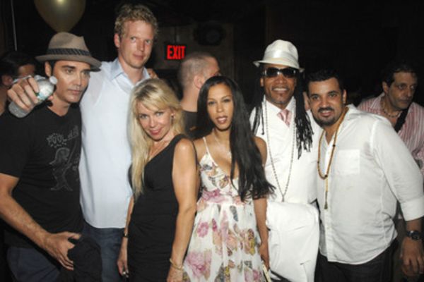 gallery_6344592977283712502738067_52_IYoungCSimmsRThompsonNAshmanHHunterMMelNaf3_070810.jpg