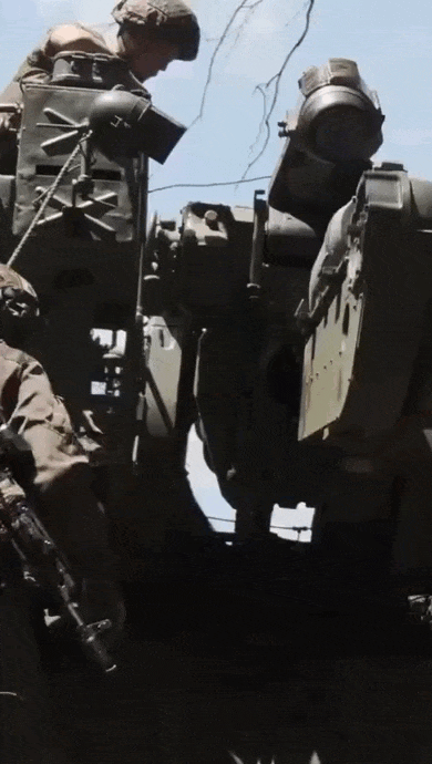 https://i.postimg.cc/wvx55KV2/video-2026-04-29-02-29-50-(1).gif