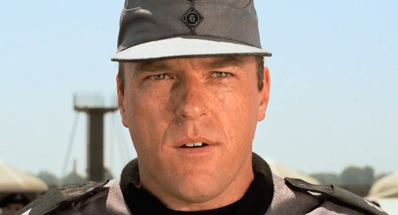 Starship Troopers 1997 BluRay [Hindi + English] 480p, 720p ESub Screenshot