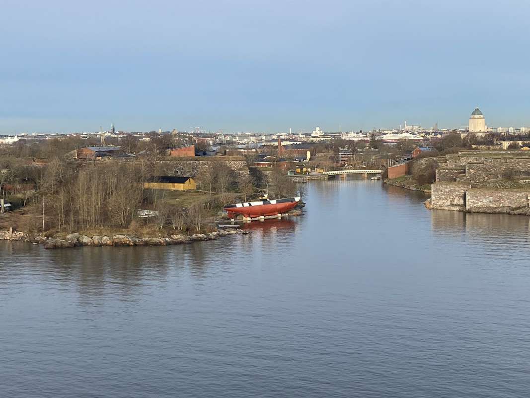 9EE03B71-4ADD-4B46-BBB7-F42E92E14A08