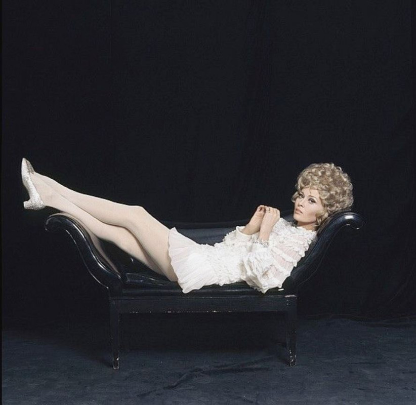 Faye_Dunaway_c80