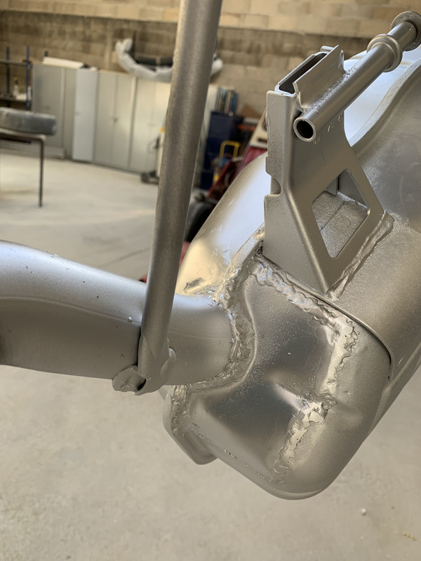 6A6BD5F8-CA8E-449D-86BC-C810D67B0B0C