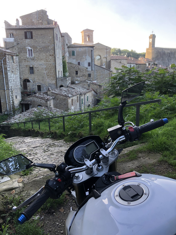 2AF3797D-11D2-42F1-8178-363F00868352