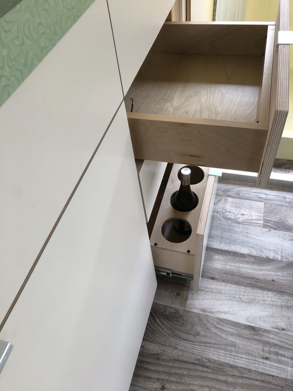 FC0C3C05-069F-4997-9935-60E403048F94