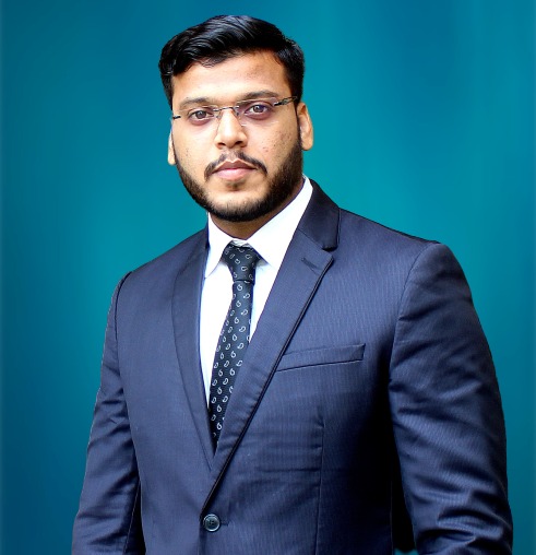 Sir Junaid Tariq