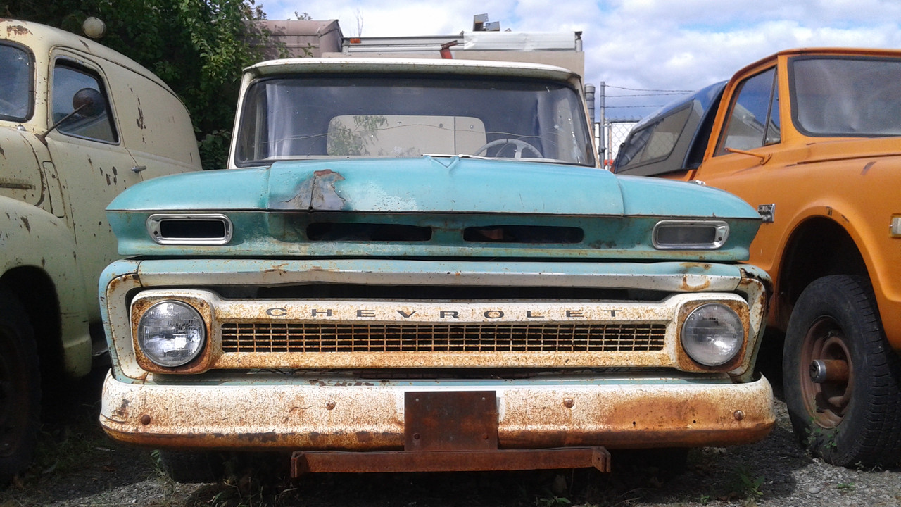 15) '61 Chevy half ton