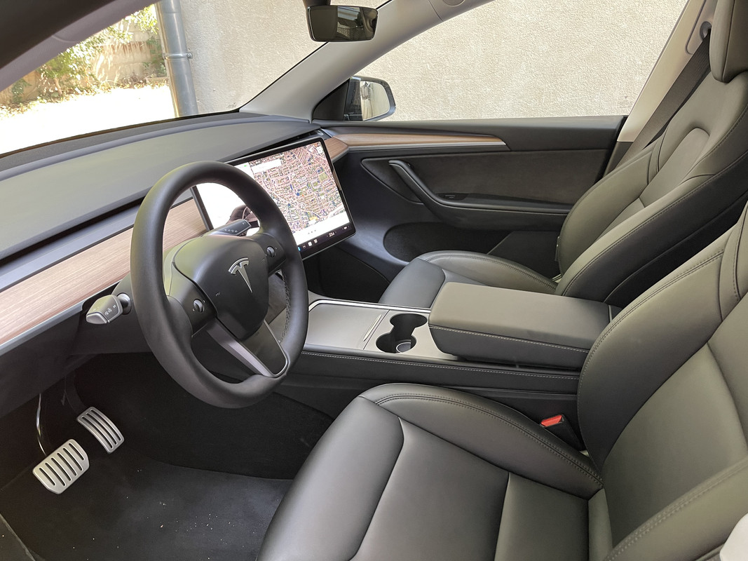 681C87EA-9B01-4F4B-AF79-A3D5154F7457