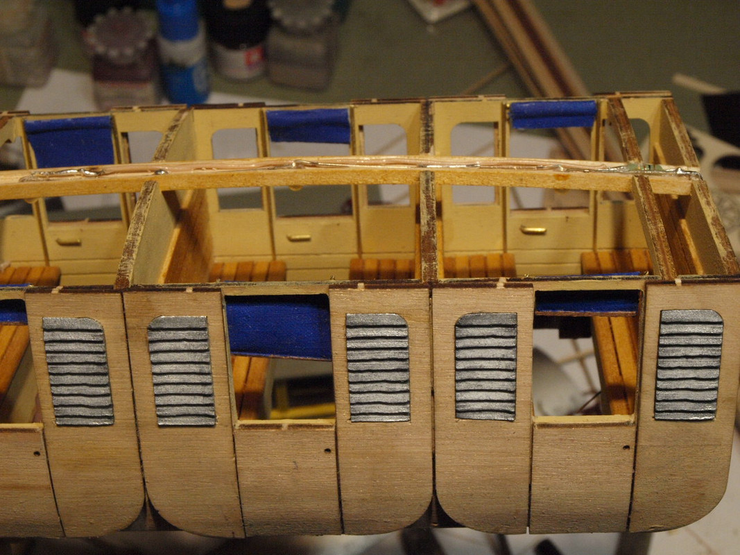 Occre Adler carrozze 1/24 P1013386