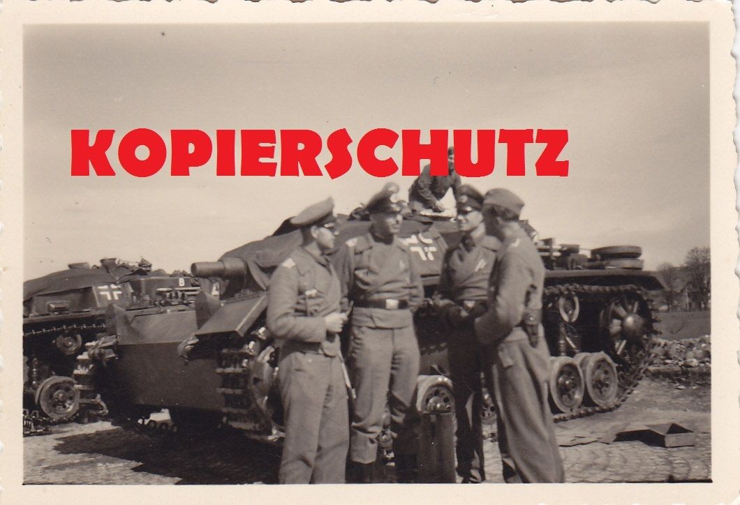 Sturmgeschütz STUG III Soldaten Offz. Sturmgesch