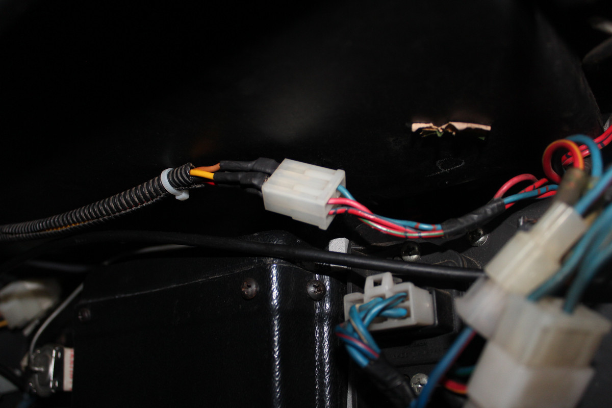 AC RELAY CONNECTOR TO ADAPTER