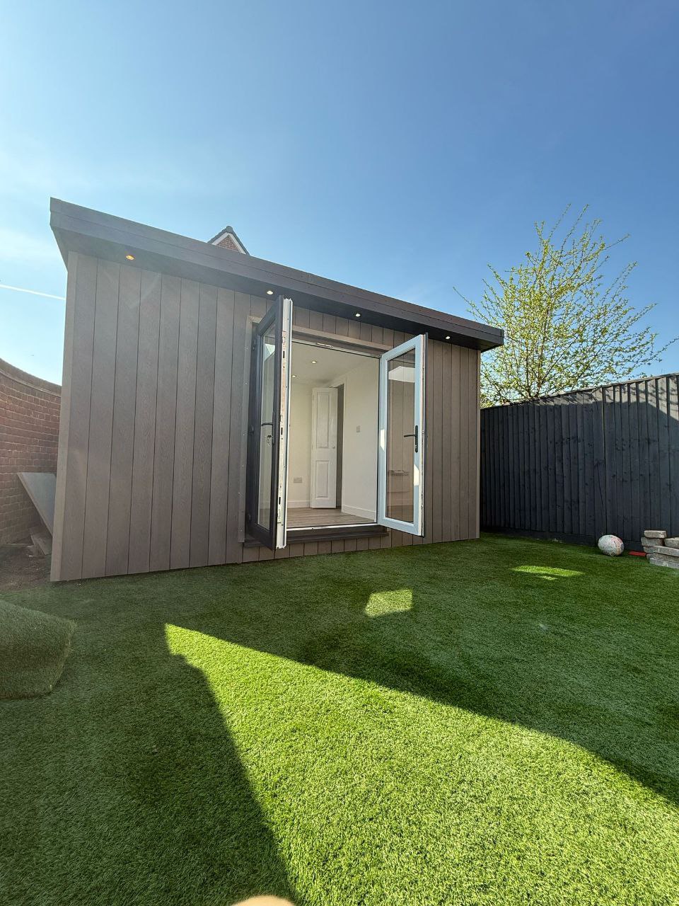4m x 3m Composite Garden Room – Stafford thumbnail 3